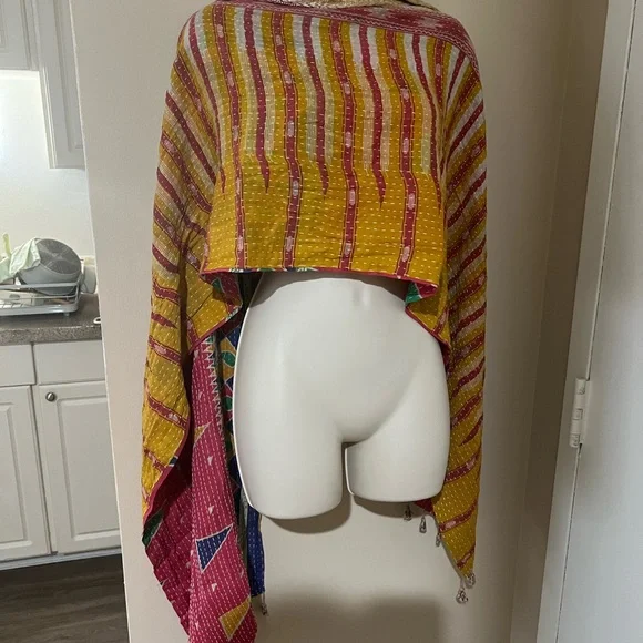 Scarf/wrap - Picture 2 of 3